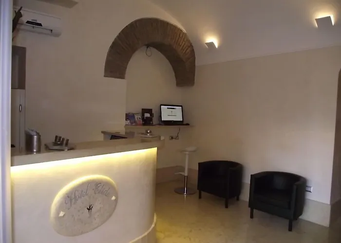 Hotel Elide 3*