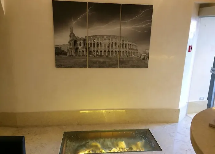 Elide Hotel